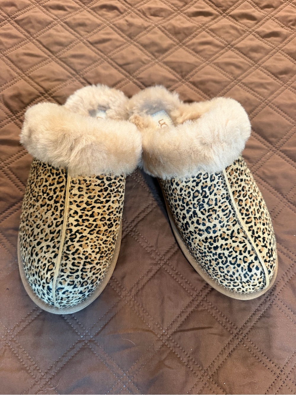 UGG Leopard Print Faux Fur Cuff Slip-On Slippers - Tan/Black